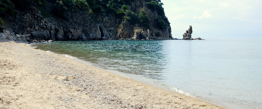 Μπανάνα ή Ροδια beach