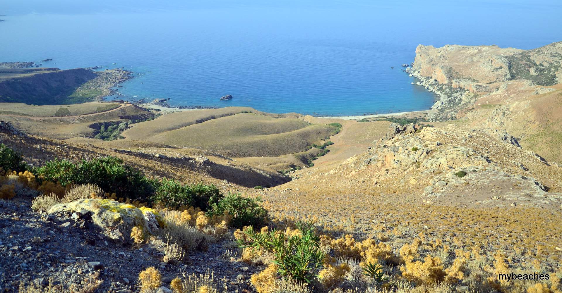 Κόκκινα Γκρέμια παραλία, Χανιά, Κρήτη, Ελλάδα