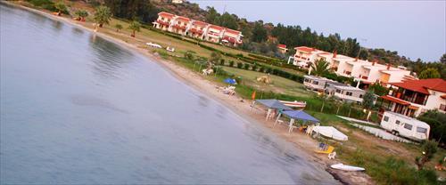LATOURA 3872x2592-1.JPG